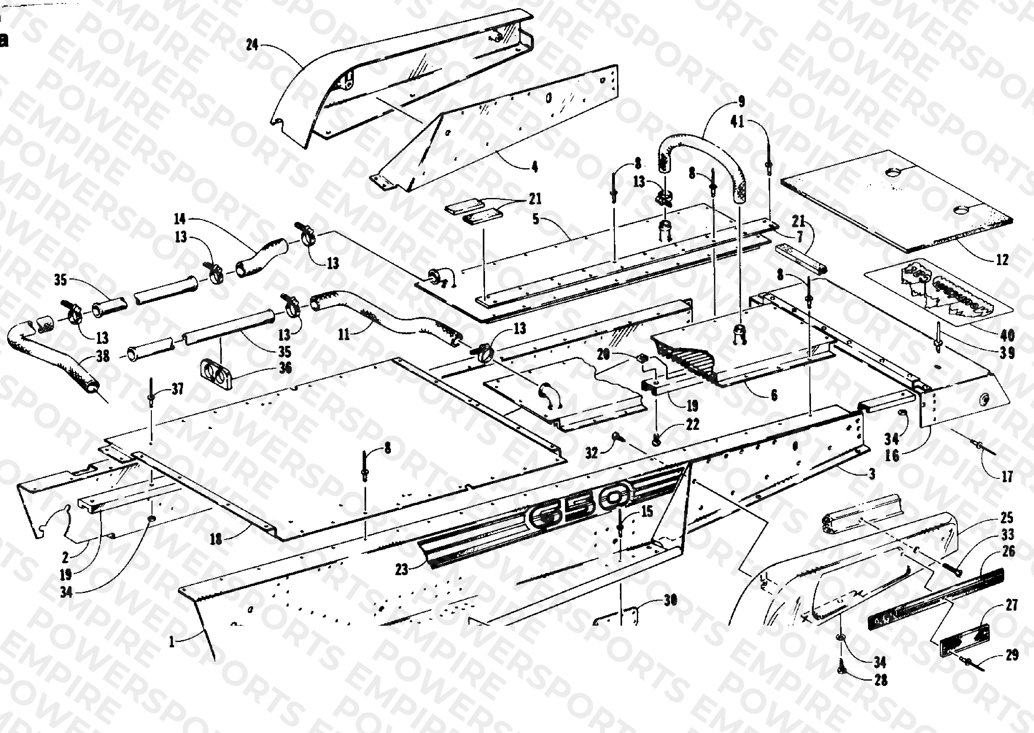 TUNNEL, GAS TANK AND SEAT