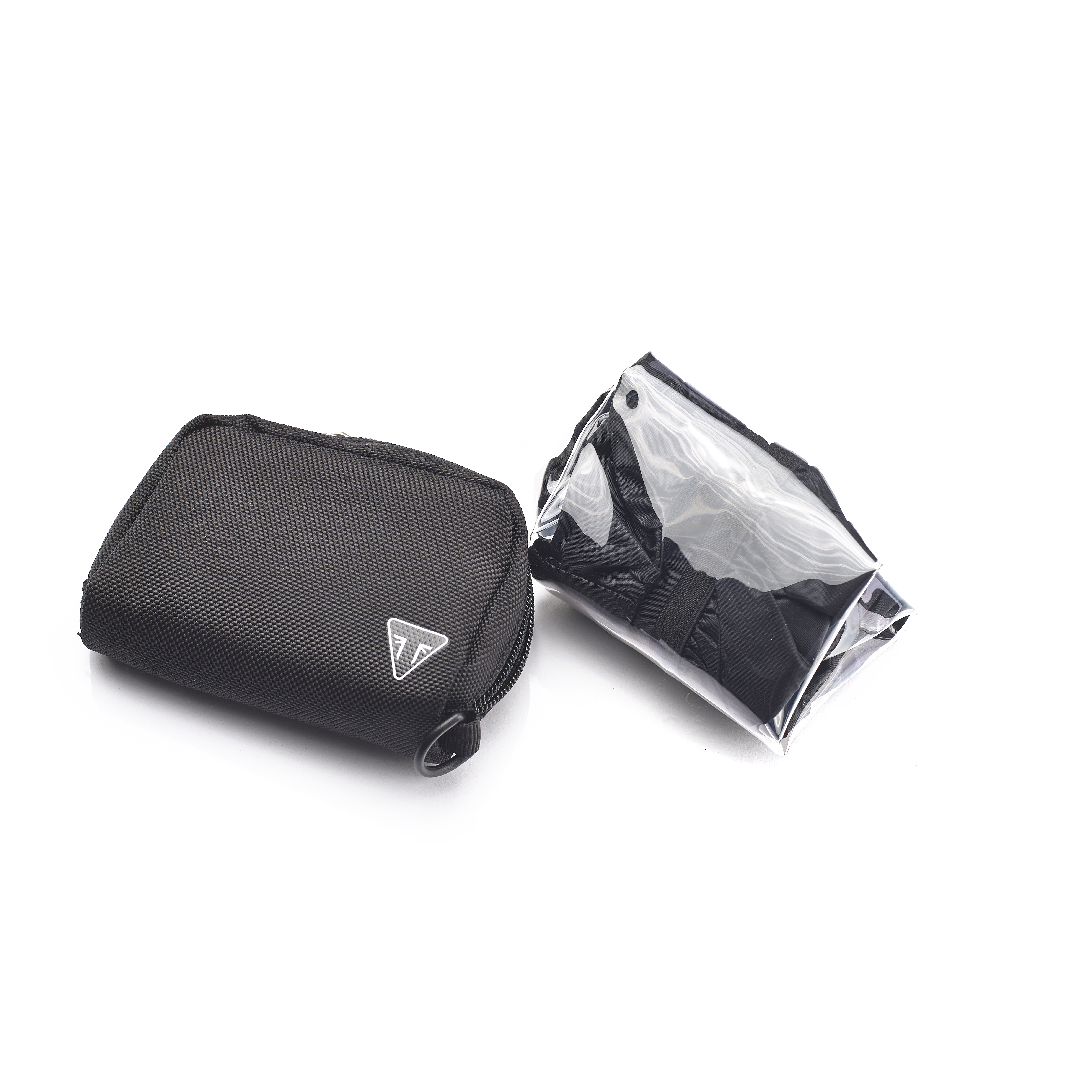 Rain Cover & Pouch image 1